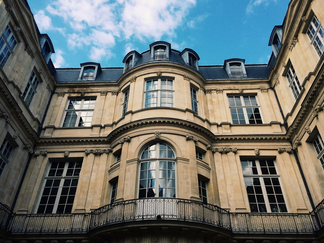 Investir dans un appartement ou dans un immeuble de rapport ?