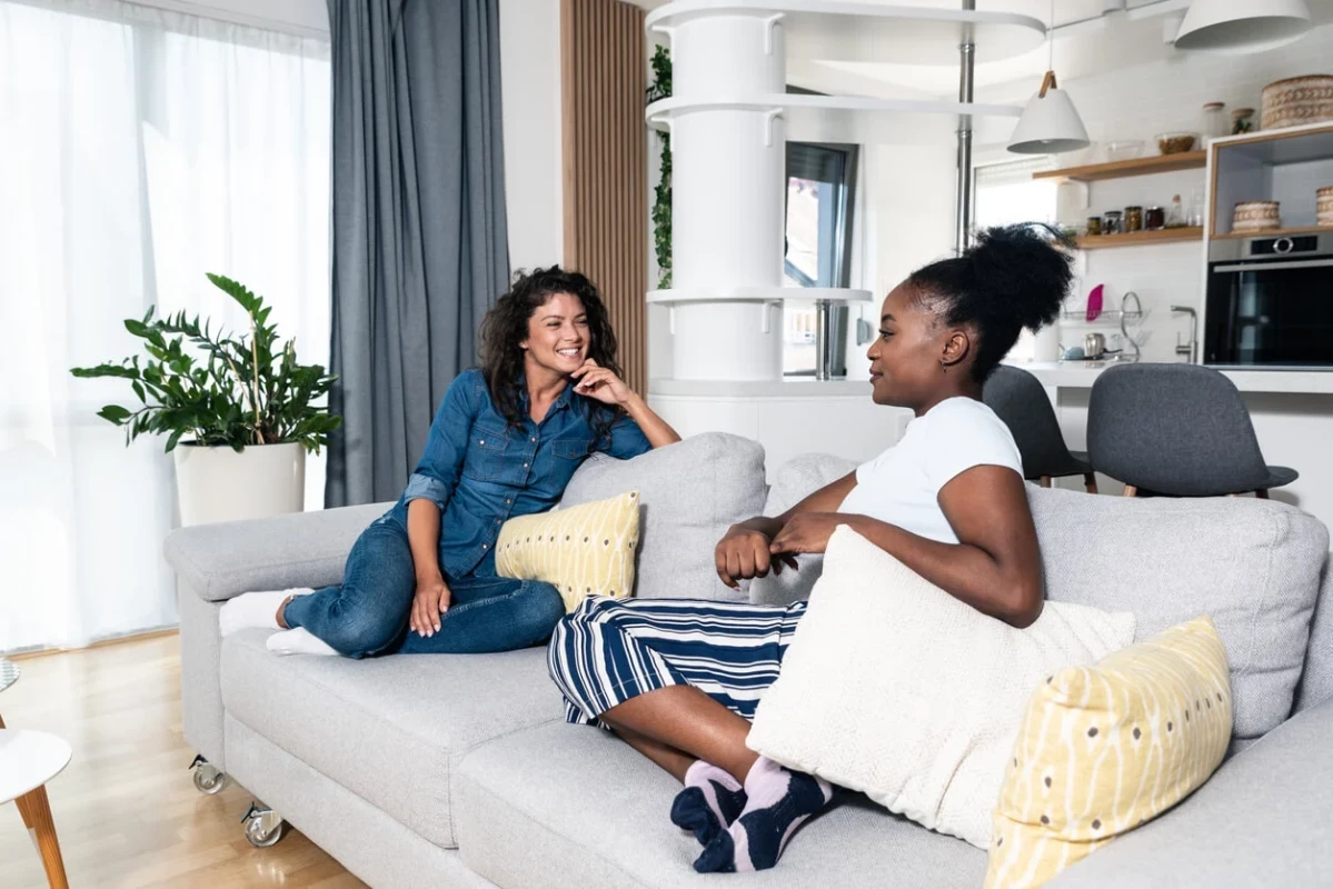 La location colocation Paris convient à différents profils de locataires.