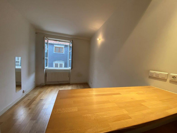 lyon/1er-arrondissement/investissement-beau-studio-meuble-decore