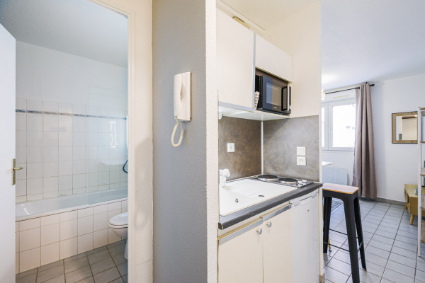 grenoble/investir-studio-idealement-situe