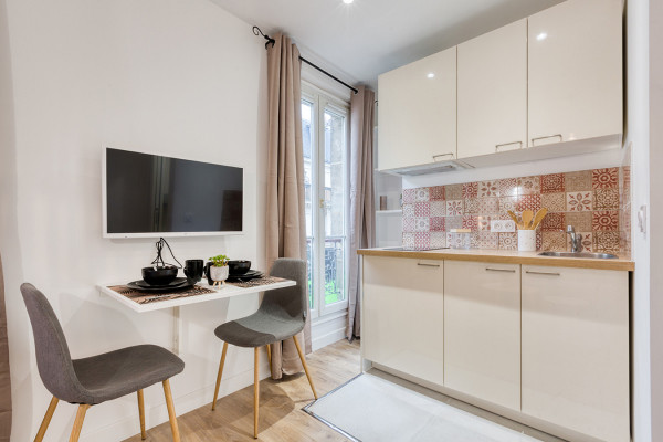 paris/17eme-arrondissement/investir-joli-studio-4eme-etage-immeuble