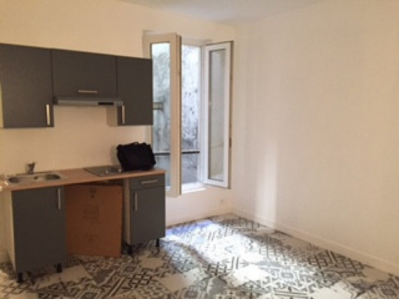 beau-studio-dans-le-11eme-arrondissement-de-paris