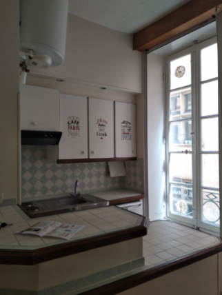 lyon/5eme-arrondissement/appartement-t2-a-renover
