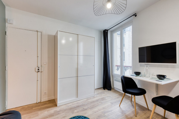 paris/19eme-arrondissement/studio-sur-cour