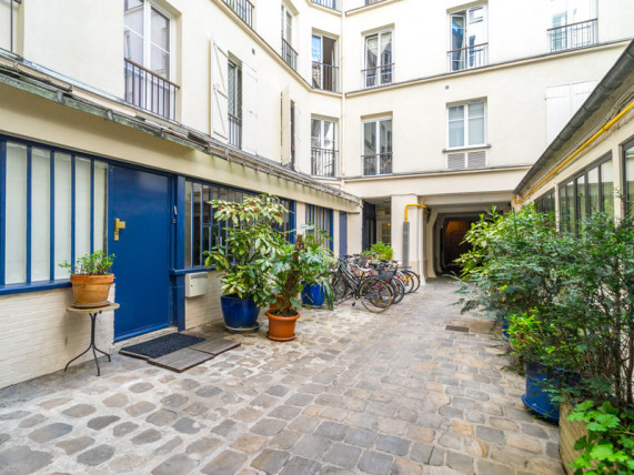 paris/11eme-arrondissement/deux-pieces-appartement-qui-attire-les-jeunes-actifs