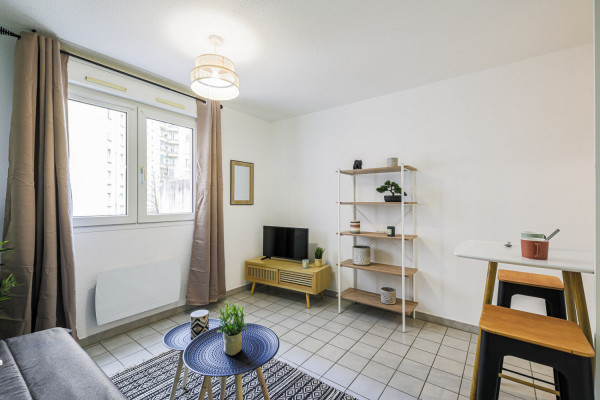 grenoble/investir-studio-idealement-situe