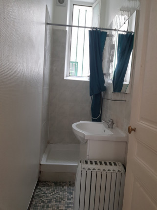 paris/17-eme-arrondissement/un-joli-t3-refait-a-neuf