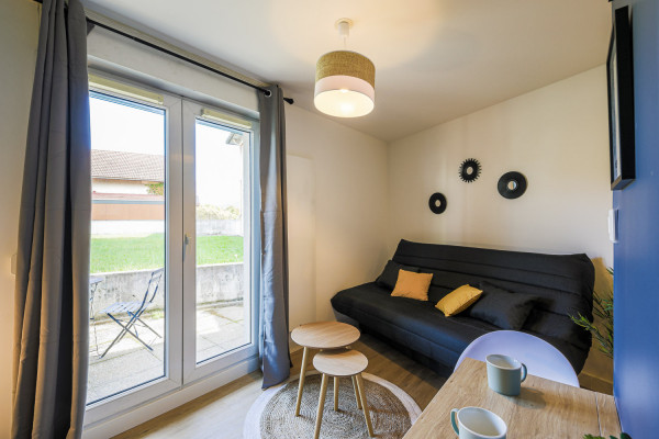 grenoble/investir-beau-studio-avec-terrasse