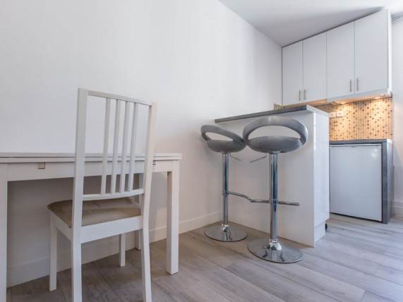 investissement-immobilier-paris-11-studio-transforme-en-t2