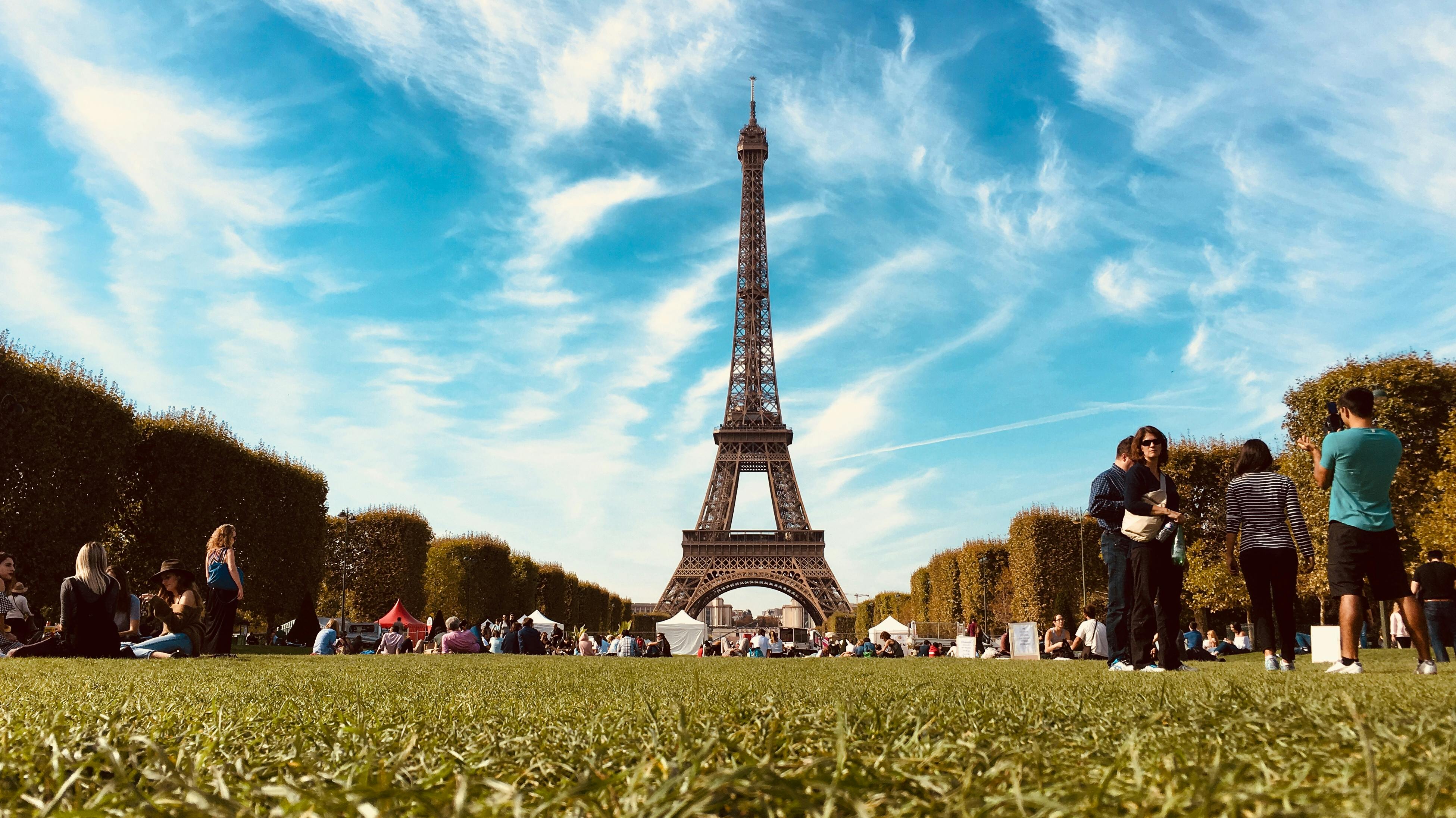 Investissement locatif Paris 15 : une vue fascinante sur la Tour Eiffel